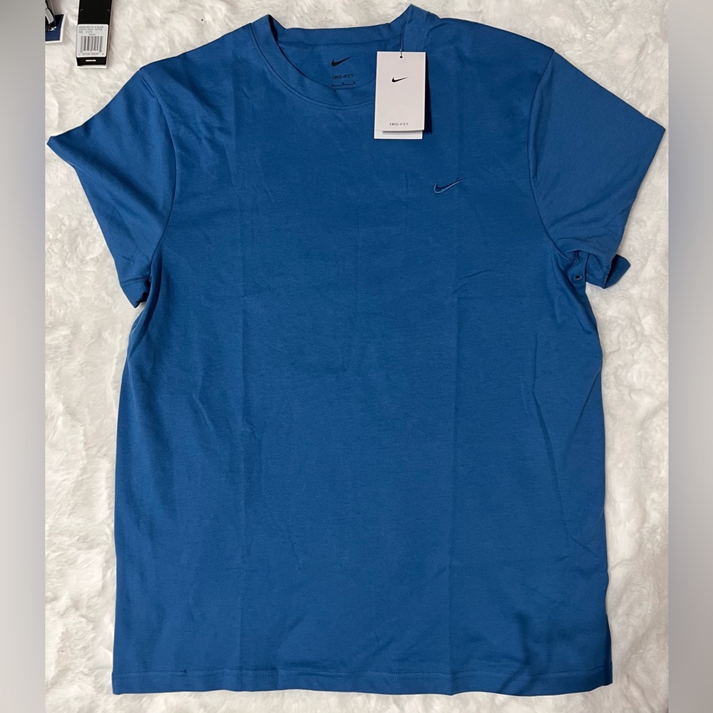 Nike Dri-FIT  Vintage Men's T-Shirt - Size L Bule color blue